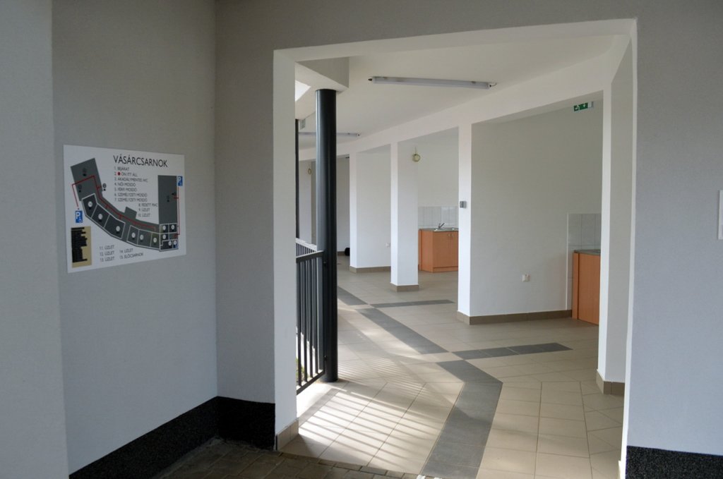 vásárcsarnok átadása 03